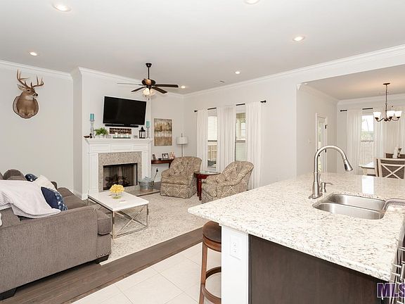 3rd image of 39068 Eminent Oaks Ave