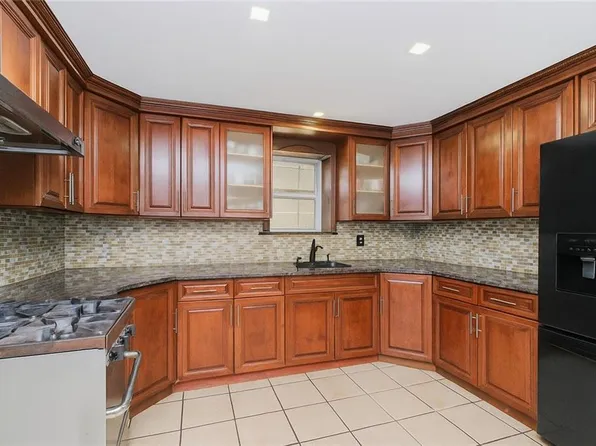 2612 Harway Avenue image 7 of 32