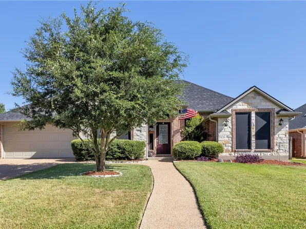 2703 Colony Hills Dr, Bryan, TX 77808