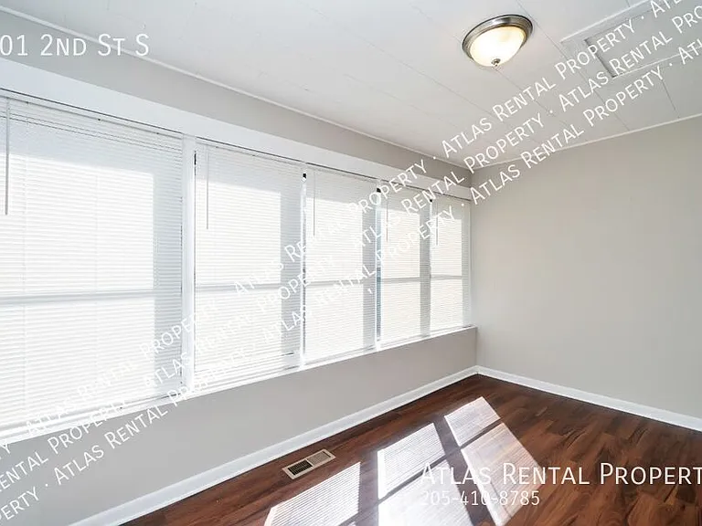 601 2nd St S — Photo 8