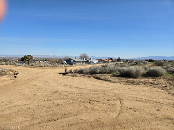 0 Snow Line Dr, Phelan, CA 92371