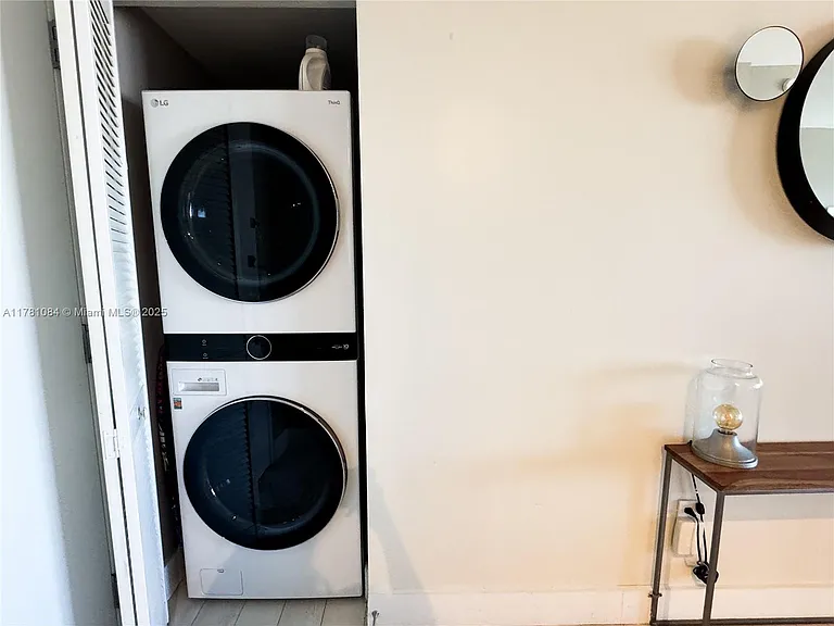 2600 E Hallandale Beach Blvd #T3208 — Photo 14