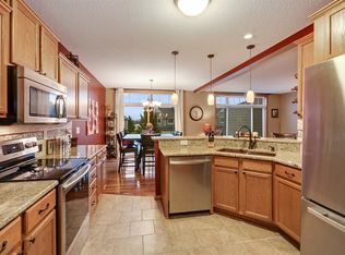 2593 Waterfall Way NW, Prior Lake, MN 55372