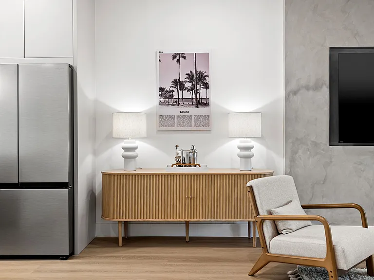 210 W Columbus Dr #3 — Photo 19