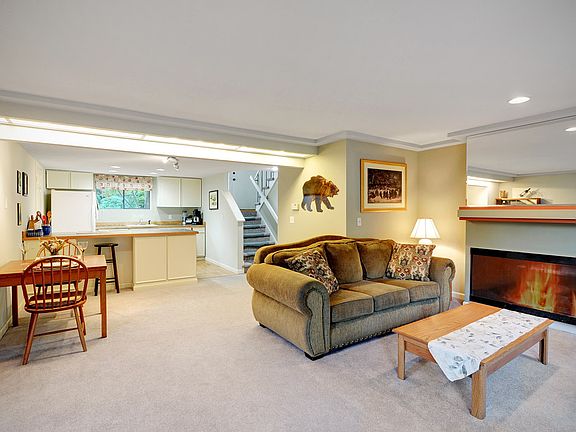 4th image of 208 168th Ave NE