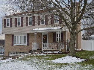 2017 Suzanne Dr, South Park, PA 15129