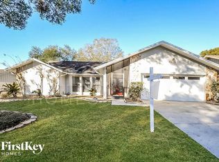 2720 Briarpatch Dr, Valrico, FL 33596