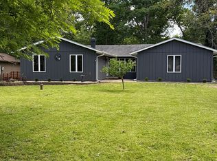 5535 Chris Dr, Oreana, IL 62554