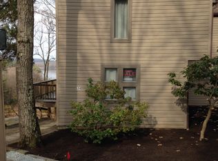 124 Saint Veronica Dr, Greentown, PA 18426