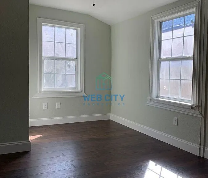 4530 Corregidor St — Photo 7