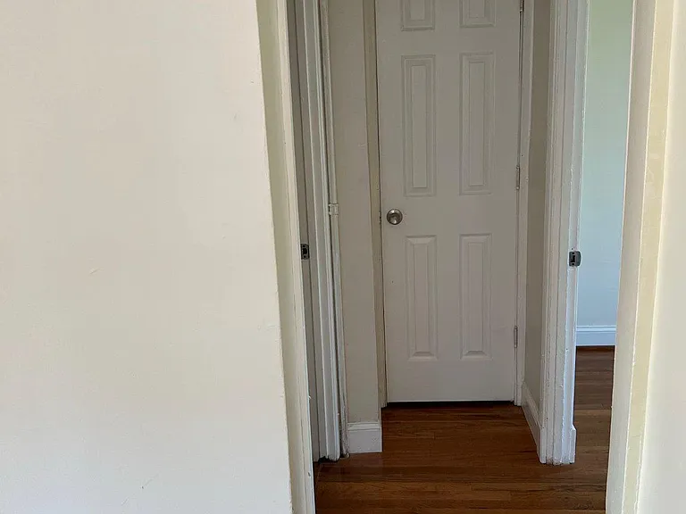 63 Galveston Pl SW #B — Photo 4