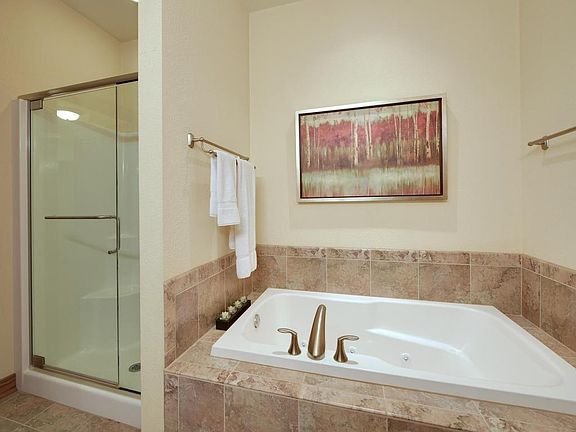 3rd image of N115W17838 Sawgrass Ct