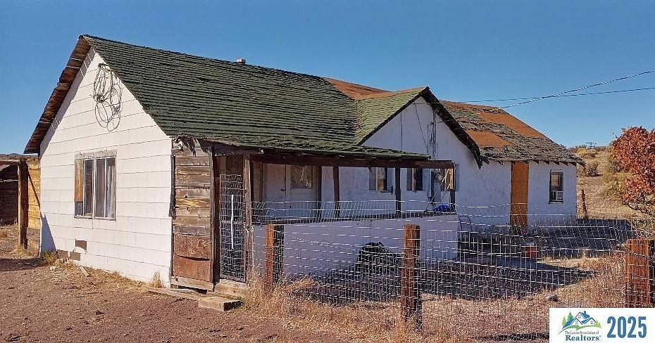 2nd image of 518 45th Highway 395 North Hwy