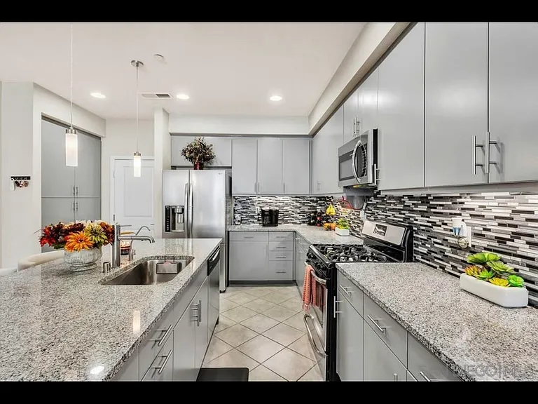 738 Trunorth Cir — Photo 8