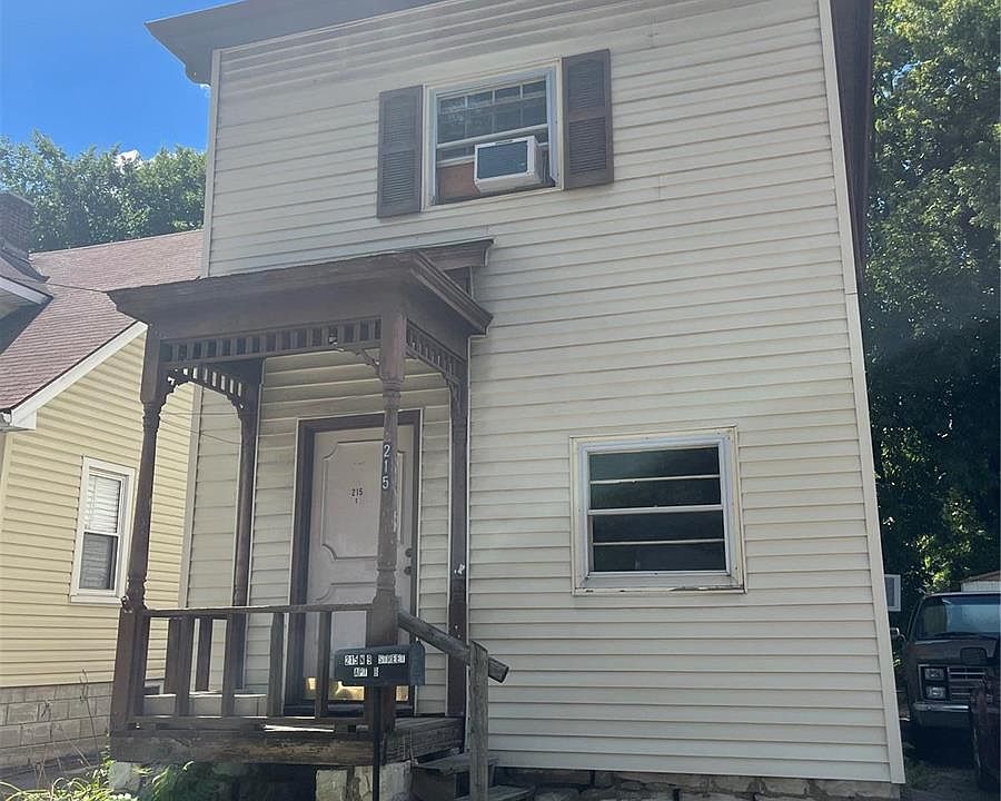 215 N 9th St, Saint Charles, MO 63301 Zillow
