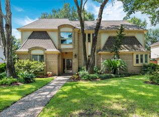 12015 Knobcrest Dr, Houston, TX 77070