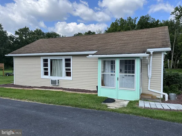 72 Dries Rd, Reading, PA 19605