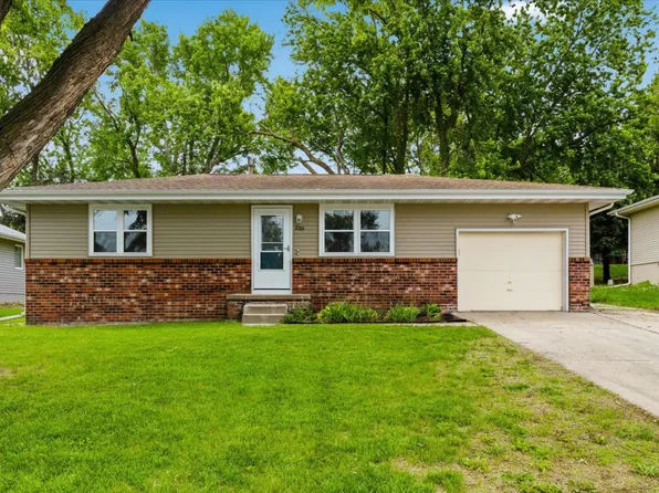 2219 N 143rd Cir, Omaha, NE 68164