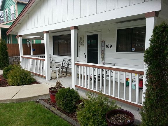 2nd image of 109 Fir Ave E