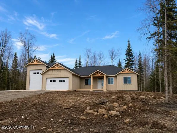 1511 S Kittiwake St, Wasilla, AK 99623