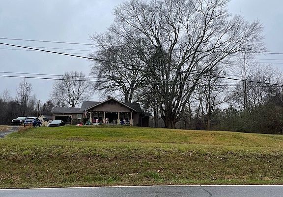5th image of 2831 Highway 53 W