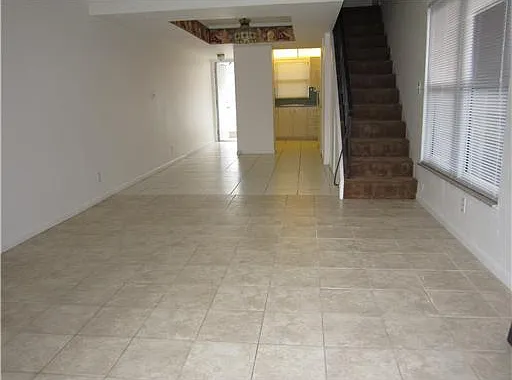 1115 SW 2nd Ct #3 — Photo 7