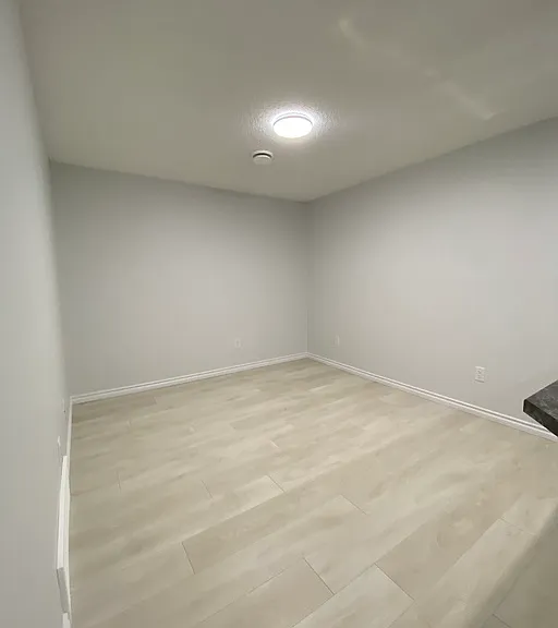5119 Lark Cres NW #1A — Photo 6