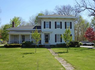 103 S Main St, Chesaning, MI 48616