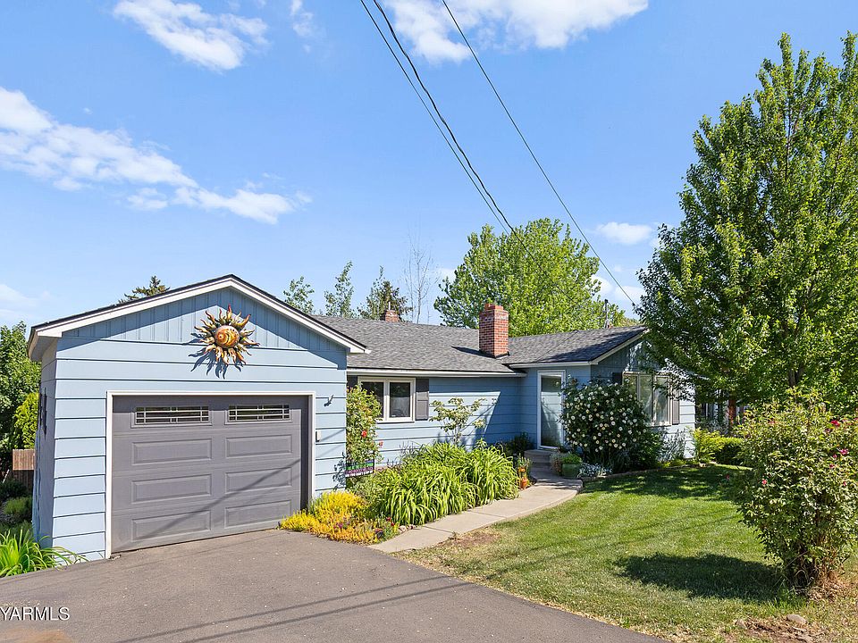1st image of 221 N 32nd Ave