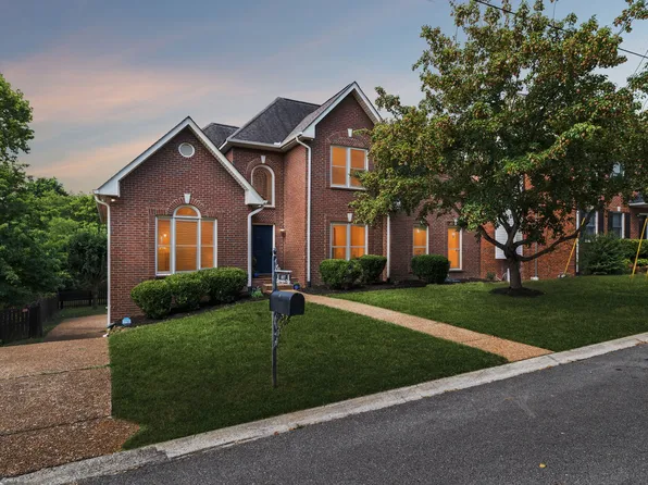 6517 Chessington Dr, Nashville, TN 37221