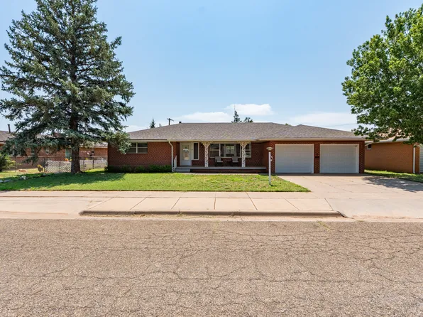105 W Christopher Dr, Clovis, NM 88101
