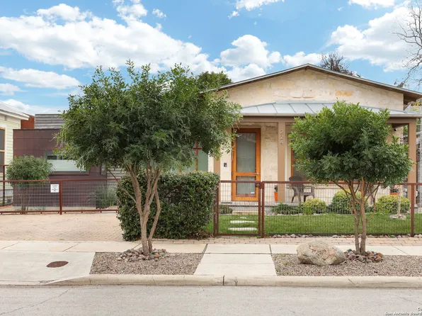 224 LAVACA ST, San Antonio, TX 78210