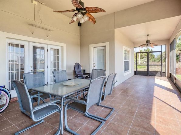 1051 Dunbar Ave, Sanford, FL 32771