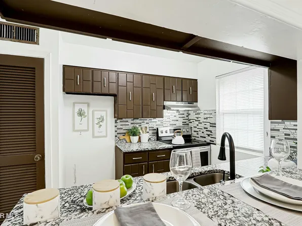 333 Eubanks Ct APT 10, El Paso, TX 79902