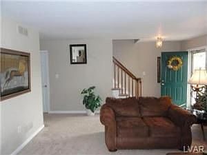 5th image of 3765 Redwood Ct