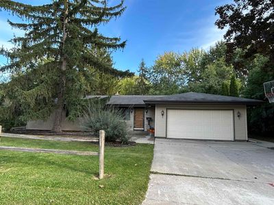 964 Hickory Ln, Neenah, WI, 54956