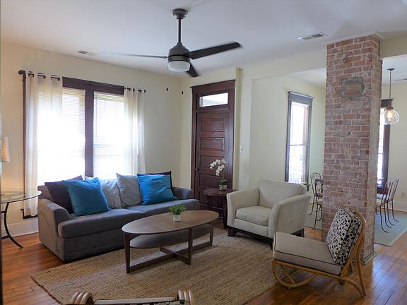 Great area for entertaining