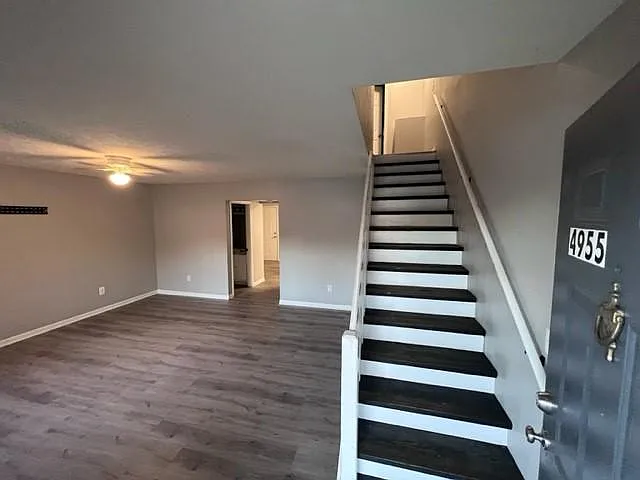 4944 Brighton Ln — Photo 8