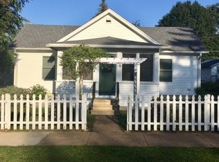 525 Chestnut St, Waukegan, IL 60085