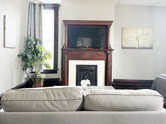 4th image of 707 SE 6th St #Id1271807p
