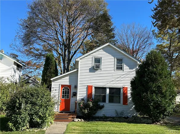 4 Mary St, Auburn, NY 13021