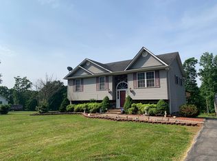 2405 Stony Fork Rd, Moneta, VA 24121