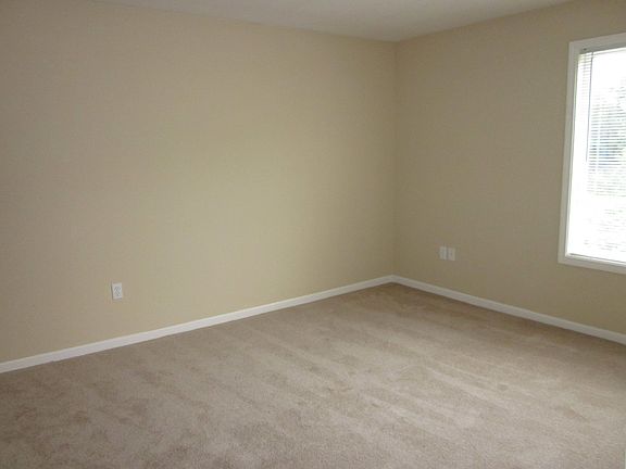 5th image of 1115 N Black River Dr APT 6