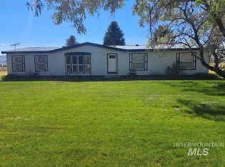 3139 N 3300 W, Moore, ID 83255