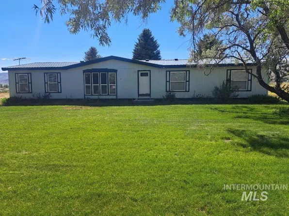 3139 N 3300 W, Moore, ID 83255