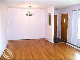 5th image of 29133 Candlewood Ln
