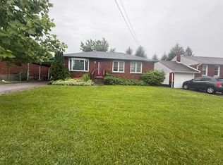 5904 Carman St, Niagara Falls, ON L2J 1S1