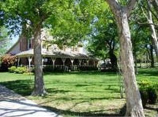 814 Moore Rd, Mansfield, TX 76063