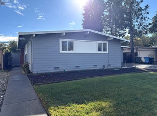 954 Celia Dr, Palo Alto, CA 94303