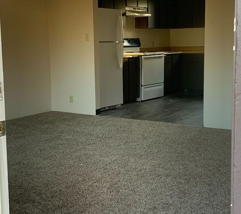 1st image of 845 Locust St APT 15